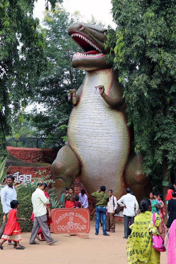 ବାତ୍ୟା ଟଳିଲା,ନନ୍ଦନକାନନ ହେଲା ଖୋଲା