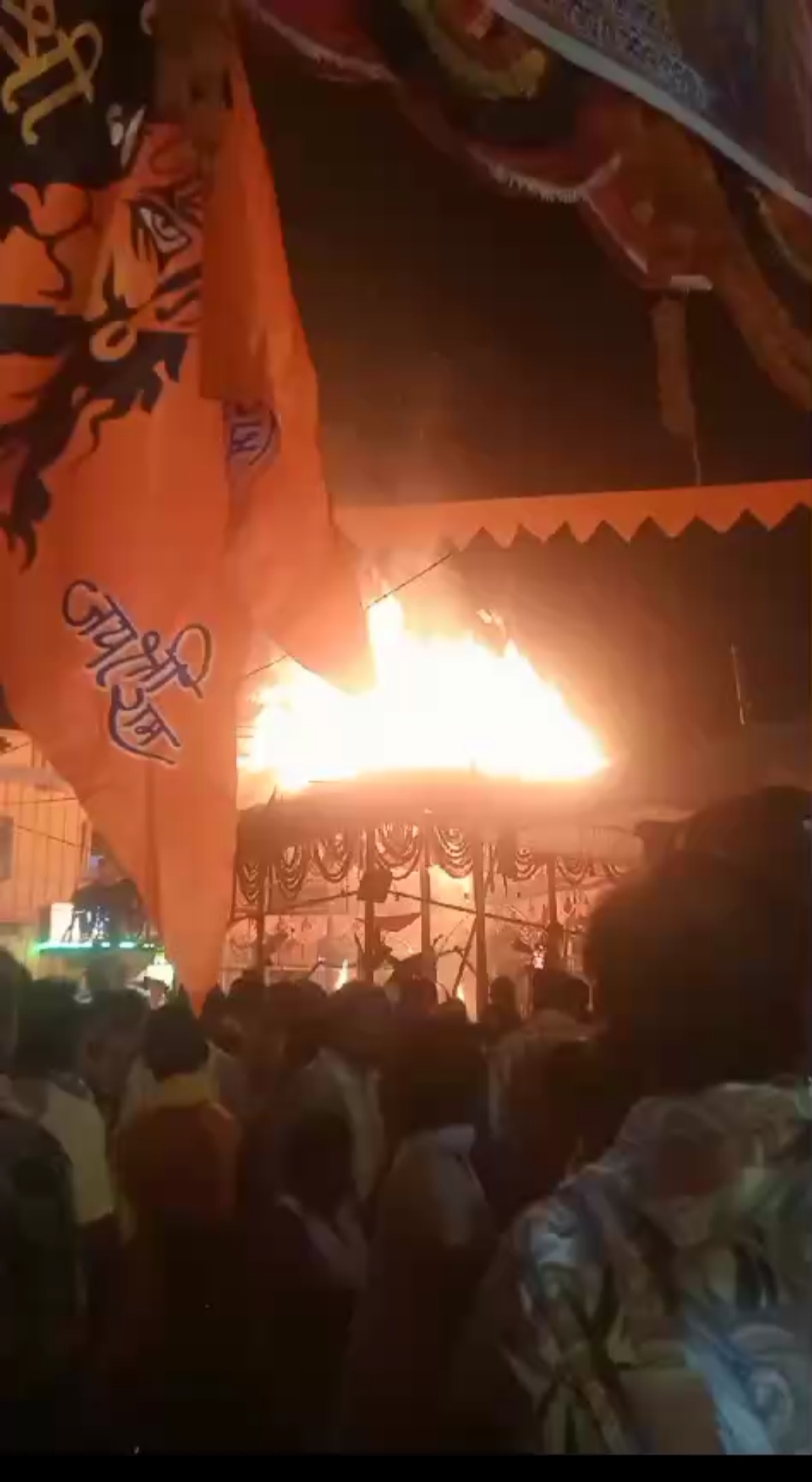 ରାଗିଲେ ବୁଢ଼ା ମହାବୀର,ଜଳିଗଲା ଯଜ୍ଞମଣ୍ଡପ ଘର